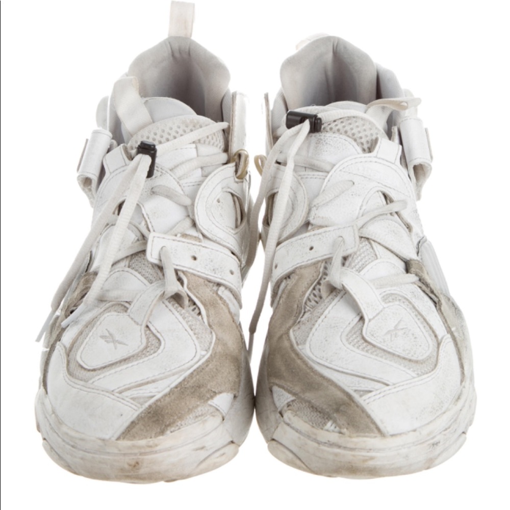 Vetements x Reebok genetically modified pump